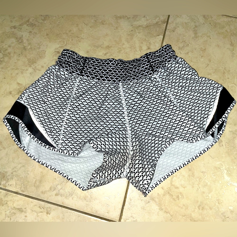 Lulu Lemon Shorts, Black & White Pattern, Size 4
